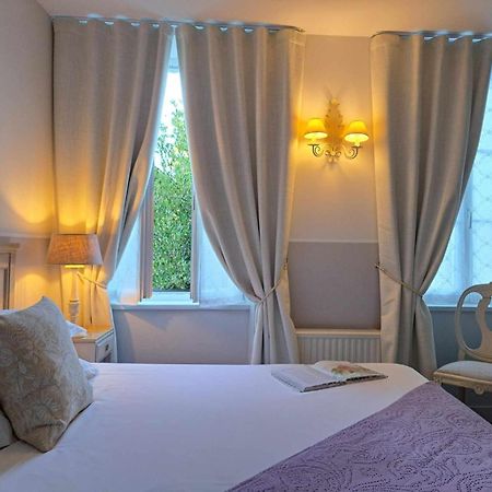 Hotel Traiteur Les Ormes, The Originals Relais บาร์เนอวีย์-แกร์เตอเร ภายนอก รูปภาพ
