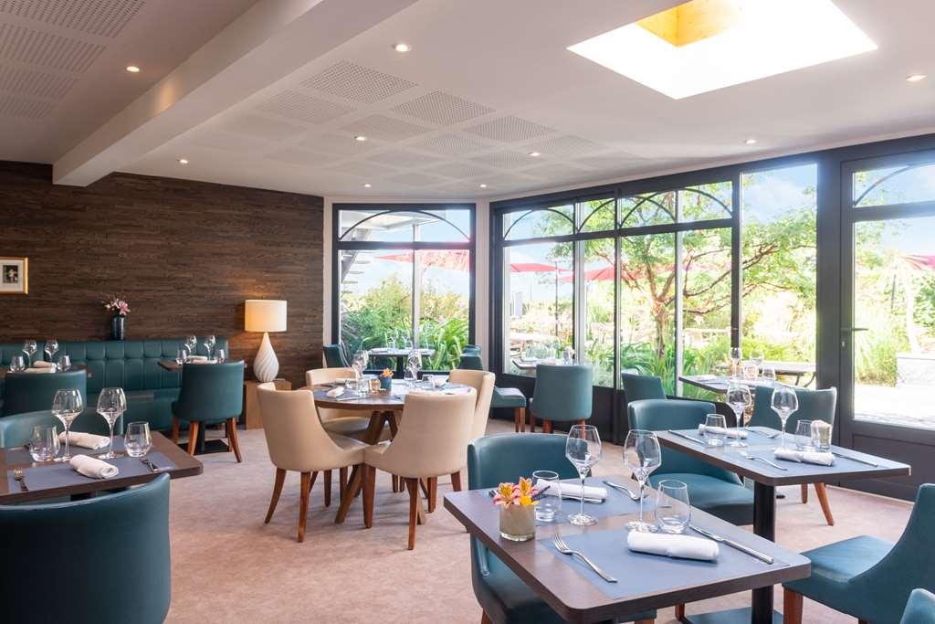Hotel Traiteur Les Ormes, The Originals Relais บาร์เนอวีย์-แกร์เตอเร ร้านอาหาร รูปภาพ