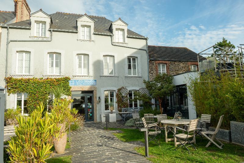 Hotel Traiteur Les Ormes, The Originals Relais บาร์เนอวีย์-แกร์เตอเร ภายนอก รูปภาพ